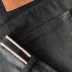 raw_selvage_denim_jeans_black_hem_pocket_detail